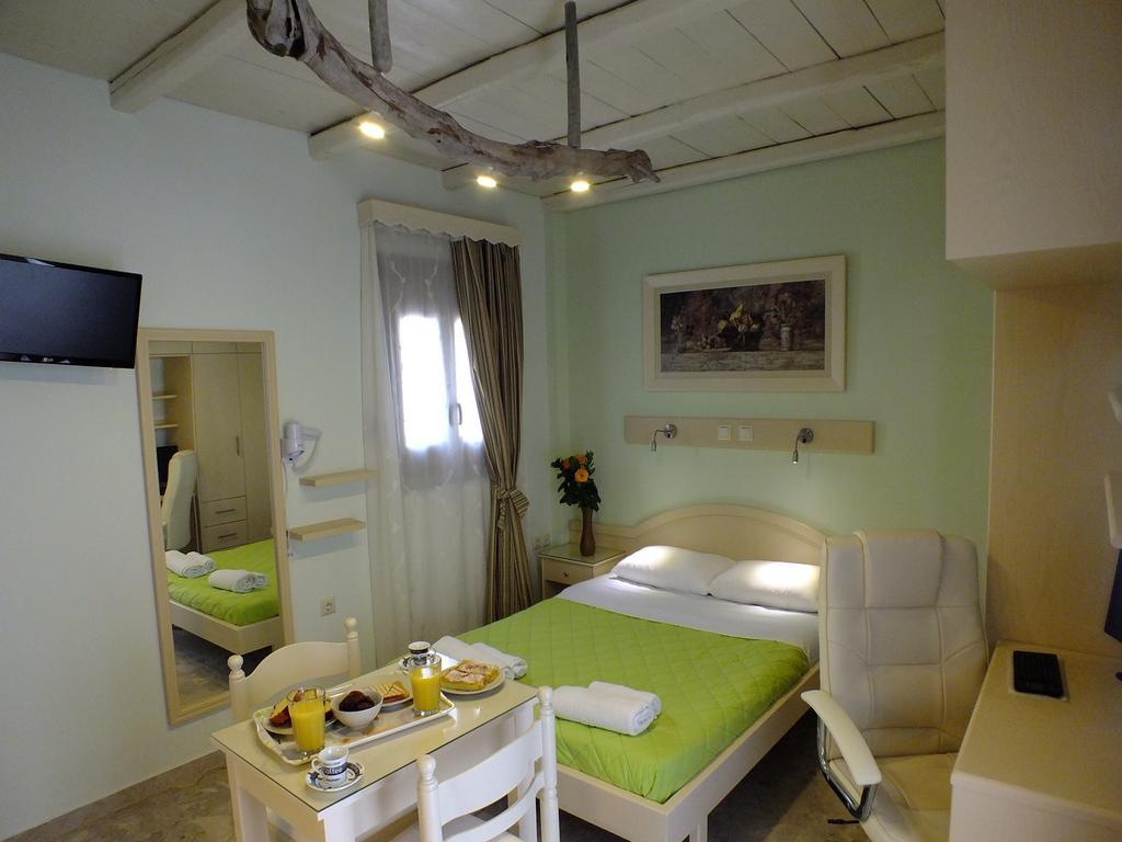 Santa Katerina Apartments&Studios Naxos City Habitación foto